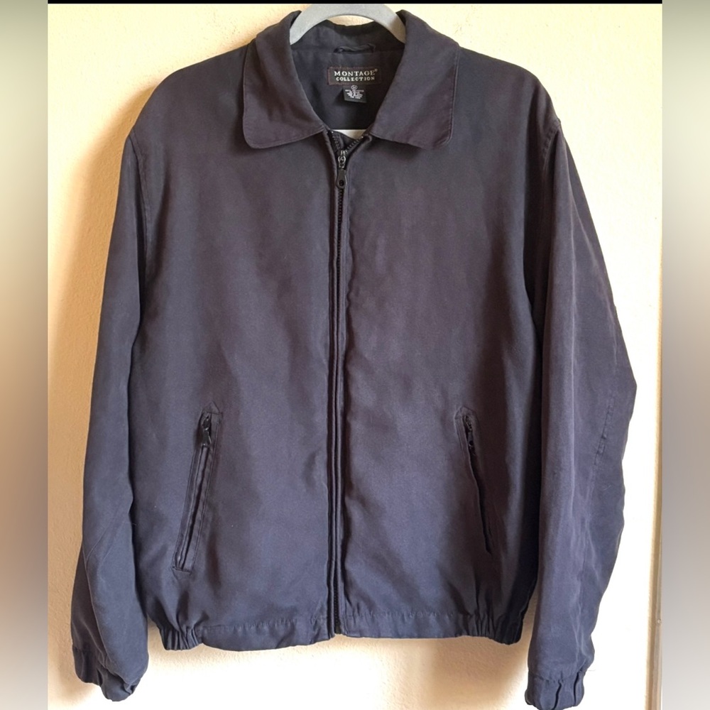 Vintage Black Bomber jacket Medium
